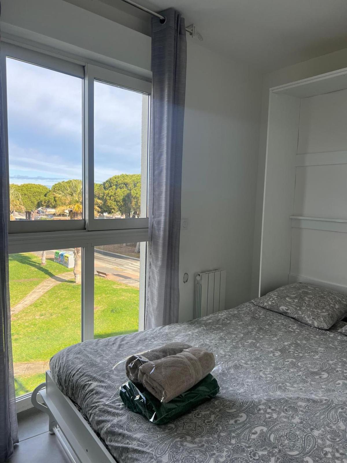 Les Pieds Dans Le Sable Appartement Vue Mer 1 Chambre 1 Cabine Ле-Гро-дю-Руа Экстерьер фото